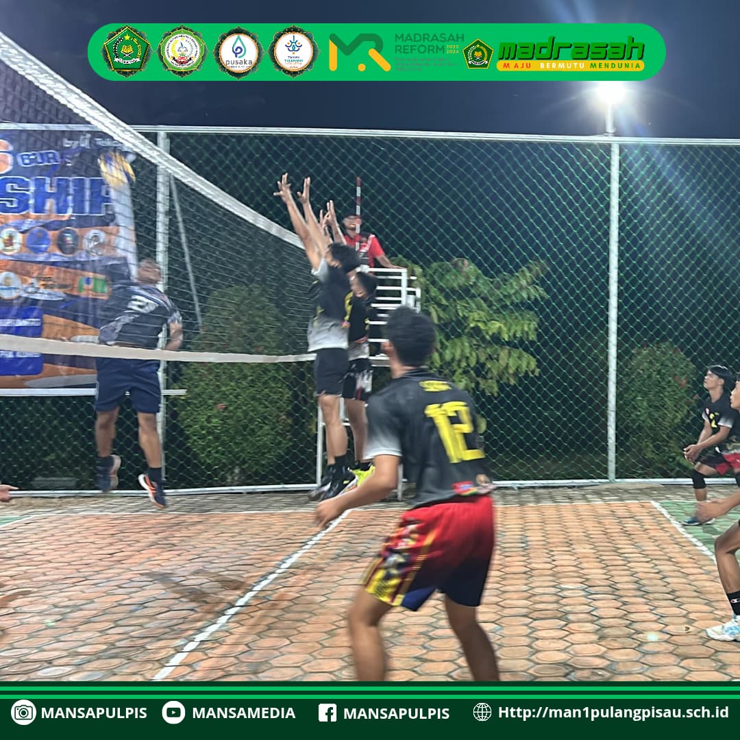 PERTANDINGAN VOLY ANTAR SMAN 4 PALANGKARAYA VS SMAN 1 KAPUAS